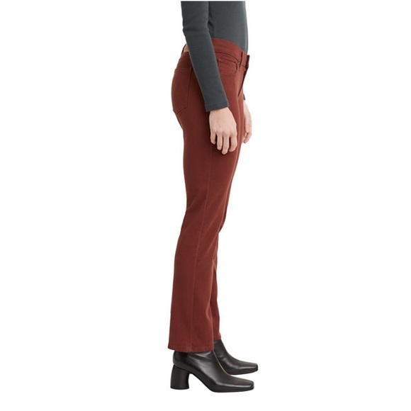 Levis classic stretch fabric mid rise straight leg relaxed fit jean - Picture 3 of 9